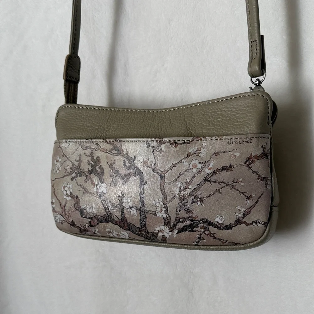 JEON ICON Los Angeles Leather Van Gogh Almond Blossom Art Wear Crossbody - Picture 2 of 12